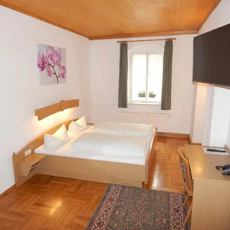 Hotel-gasthof Rotgiesserhaus 3*