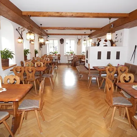 Hotel-gasthof Rotgiesserhaus